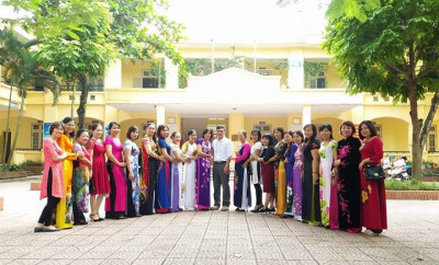 Công đoàn trường Tiểu học Biên Giang kỷ niệm ngày Quốc tế phụ nữ 8-3